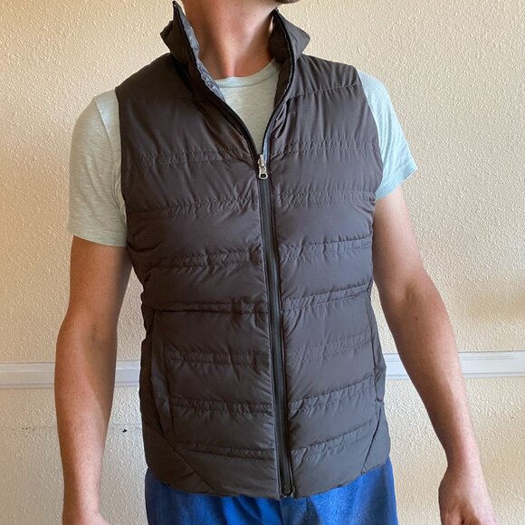 Lululemon Men’s Reversible Full Zip Goose Down Puffer Vest In Charcoal Gray M - Picture 1 of 15